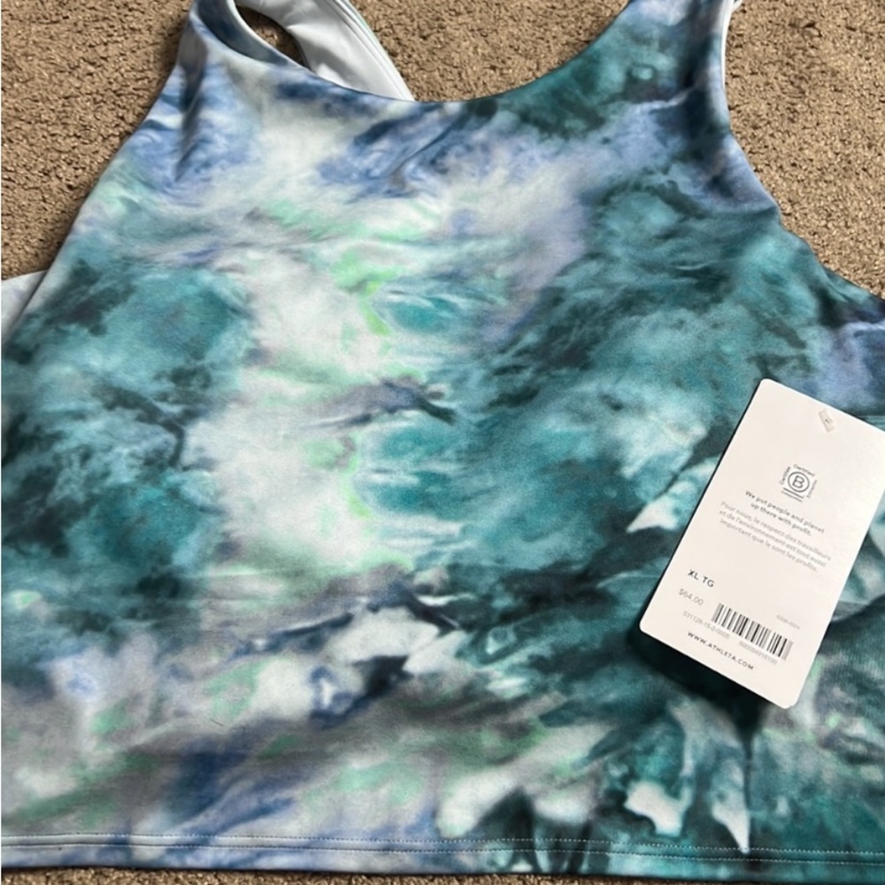 NWT Athleta Crop Top Size XL